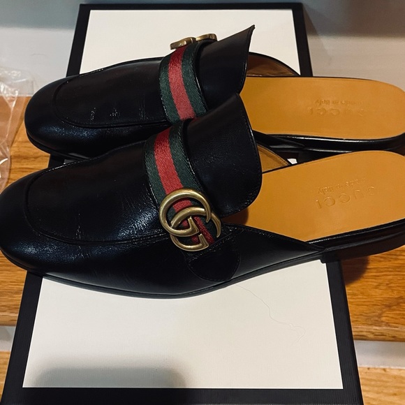 Brand new Gucci Double GG slippers true size 8 - Picture 3 of 5